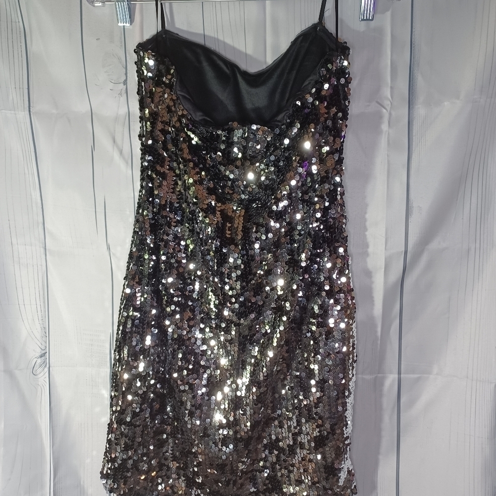 As U Wish black and silver sequin strapless bodycon mini dress - Picture 5 of 8